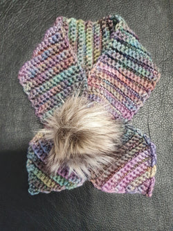 Cravat - Varigated lilac w/faux fur pom
